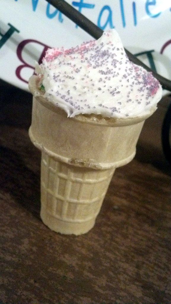 ice cream cone cupcake