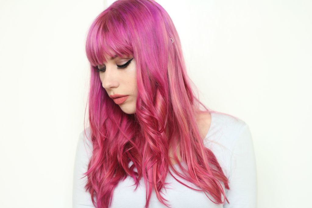 pink-hair-at-home pink-hair-at-home