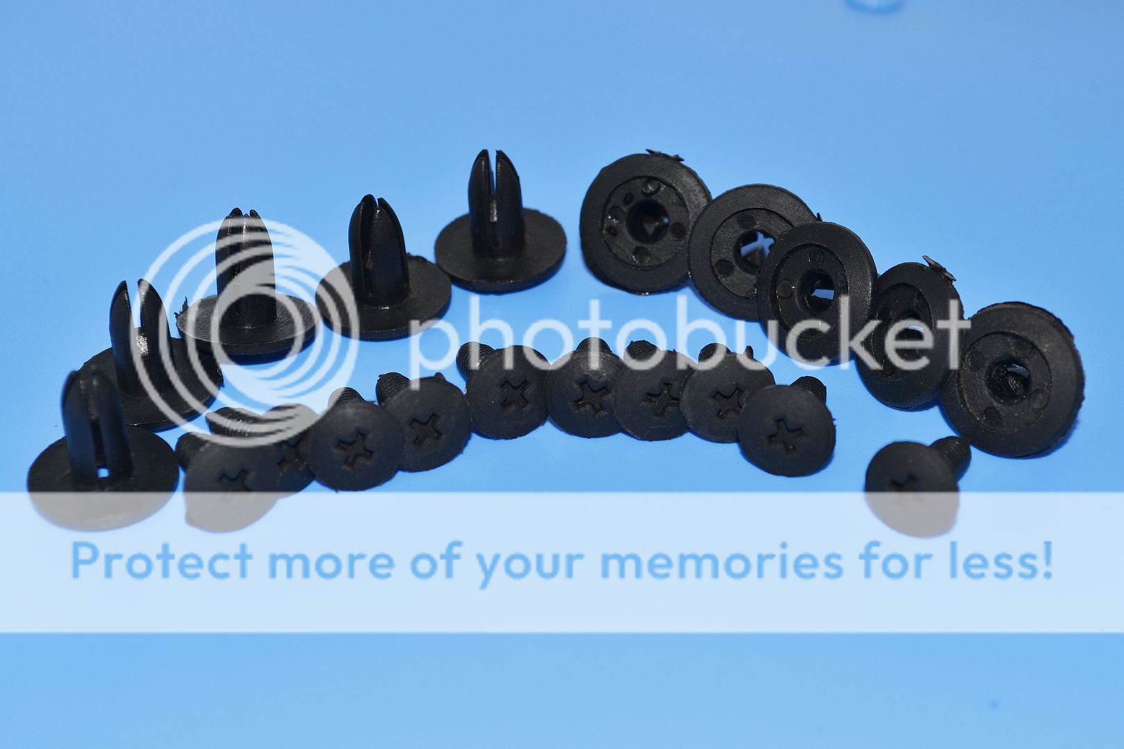 10 x Land Rover schwarz Kunststoff Nieten Klemme passend Seitenverkleidungen